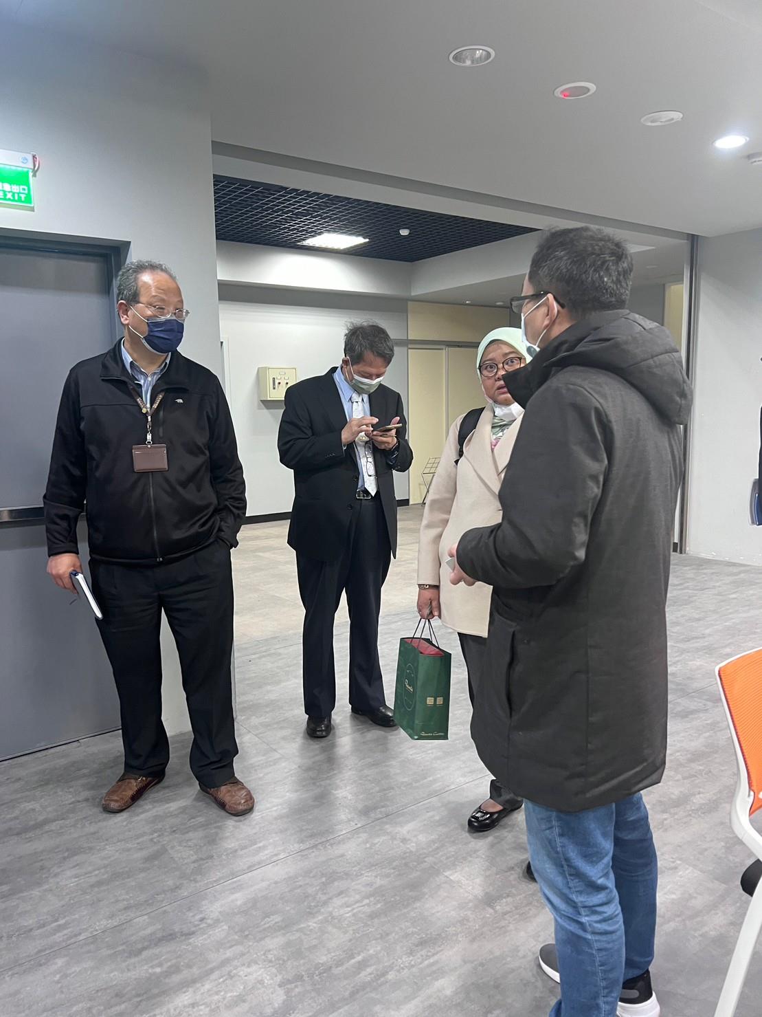 333690817_3332285797086647_92414694939887804_n