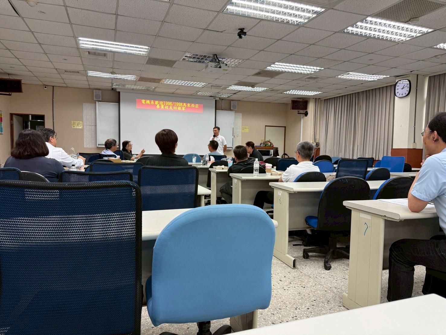 LINE_ALBUM_2026417馬來西亞19961998校友回娘家_260504_13